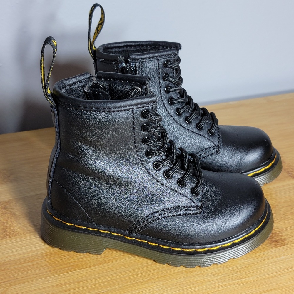 Dr. Martens 1460 T Black Leather Toddler Lace Up Side Zip Boots Size 7 US AW004